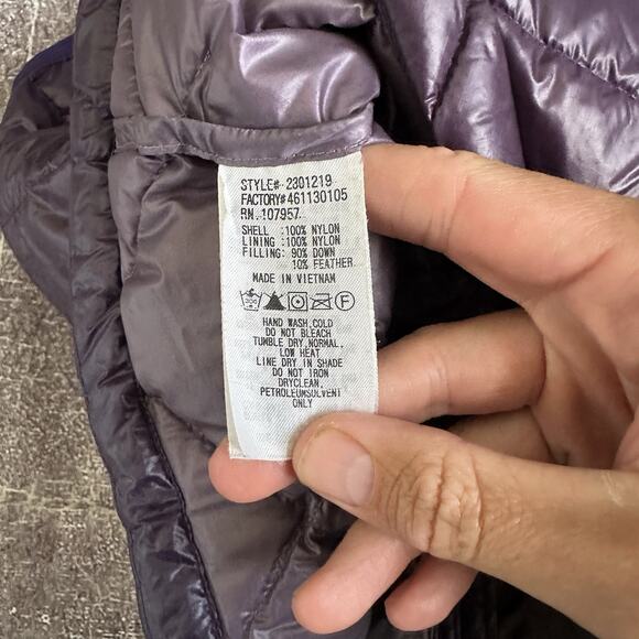 Womens Montbell Deep Purple Diamond Quilted Down Puffer Vest Zip Up Jacket Sz M - Picture 5 of 5